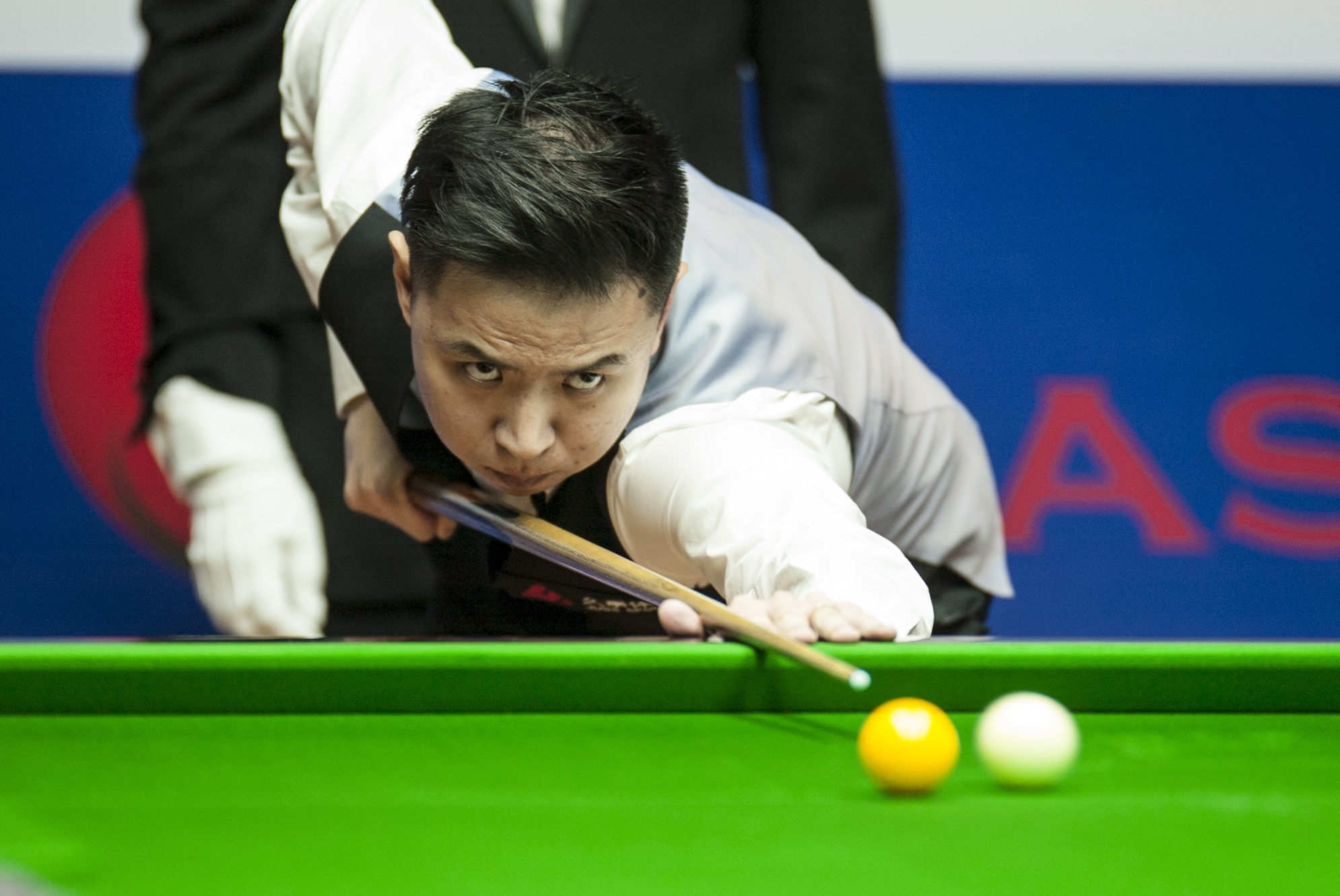 也让年轻球 也让年轻球